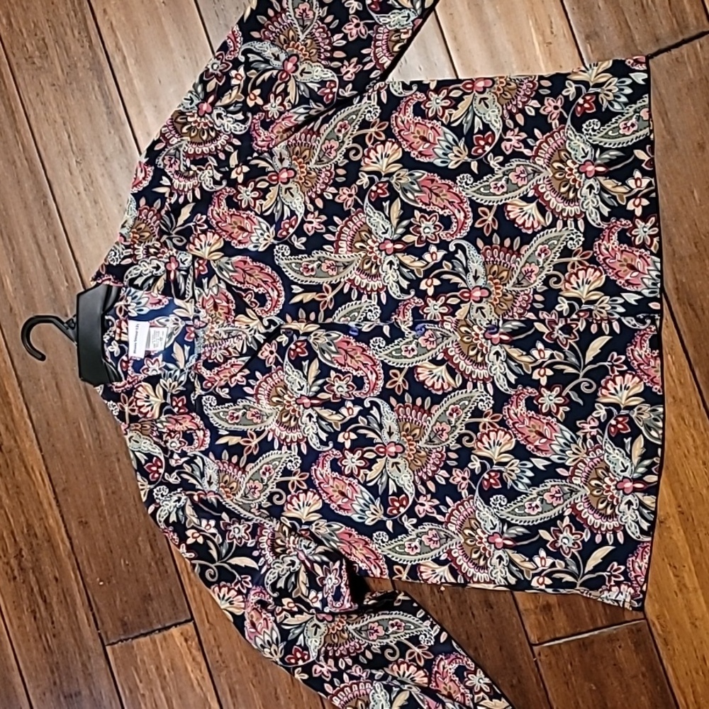 Bon Worth blouse size Medium Petite